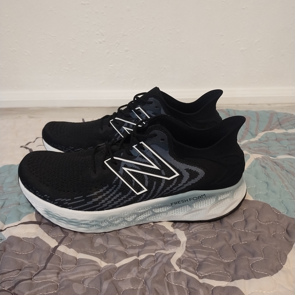 New Balance Shoes - New Balance Shoes Womens US size10.5Fresh Foam 1080 Running Sneakers Knit LowTop